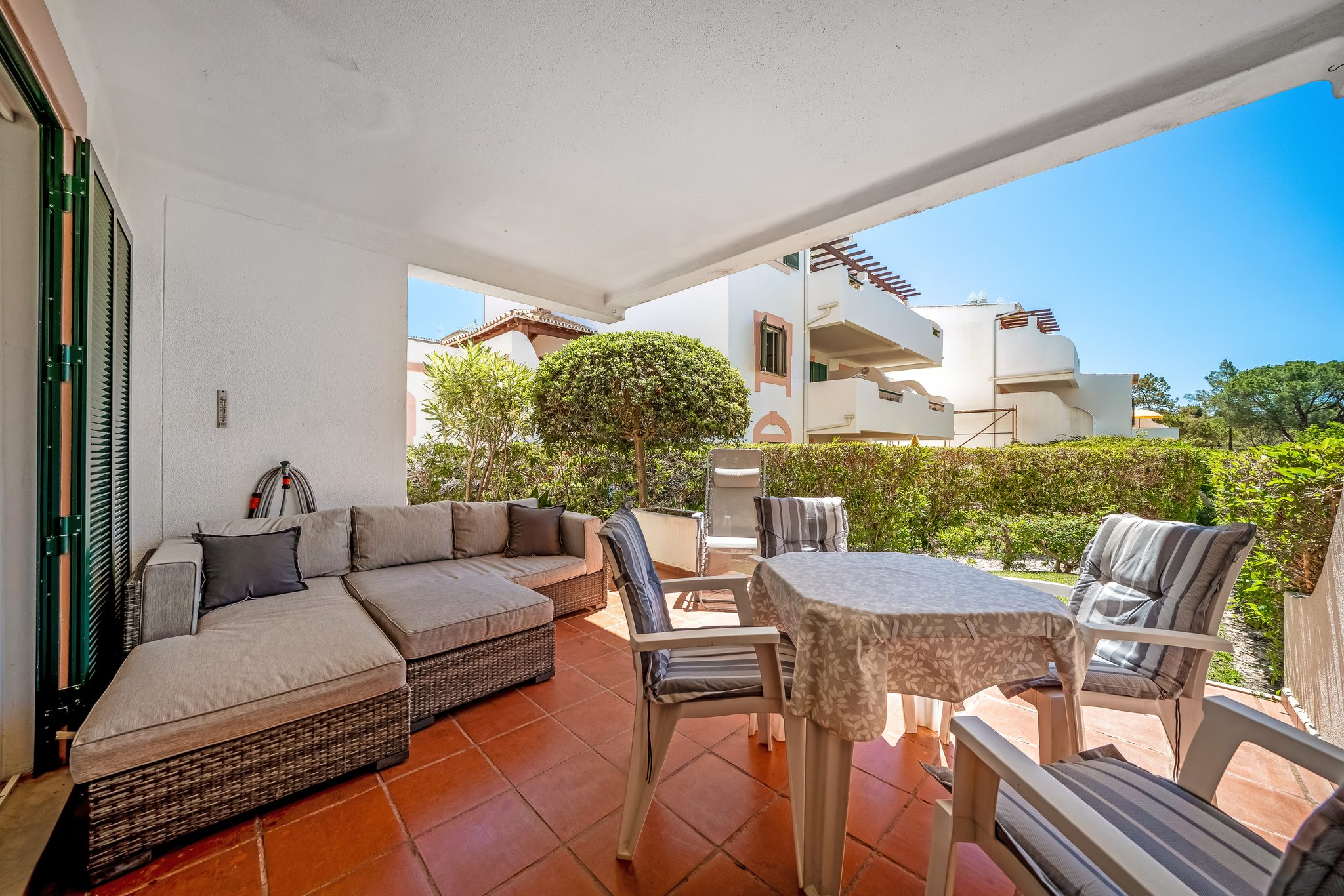 Terraço privado coberto